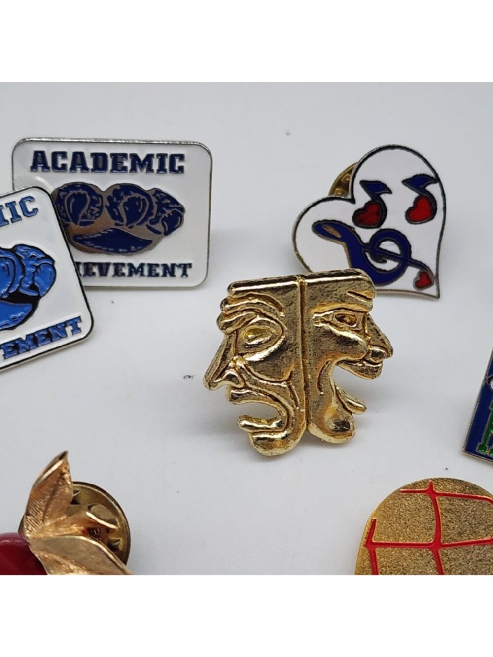 Vintage Teacher Enamel Pins Buttons Academic Honor Roll Tragedy Apple Heart USA - Picture 4 of 8
